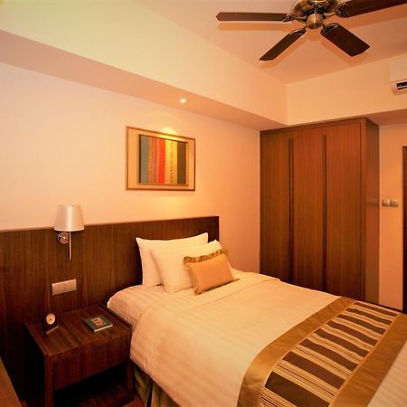 Shangri-La Serviced Apartments, Yangon Exterior photo